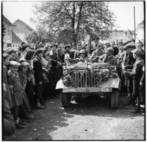 Američané v Čimelicích-foto Alexandr Paul-1945-005