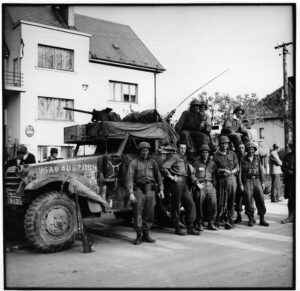 Američané v Čimelicích-foto Alexandr Paul-1945-010