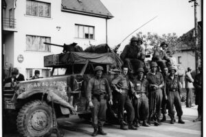 Američané v Čimelicích-foto Alexandr Paul-1945-010